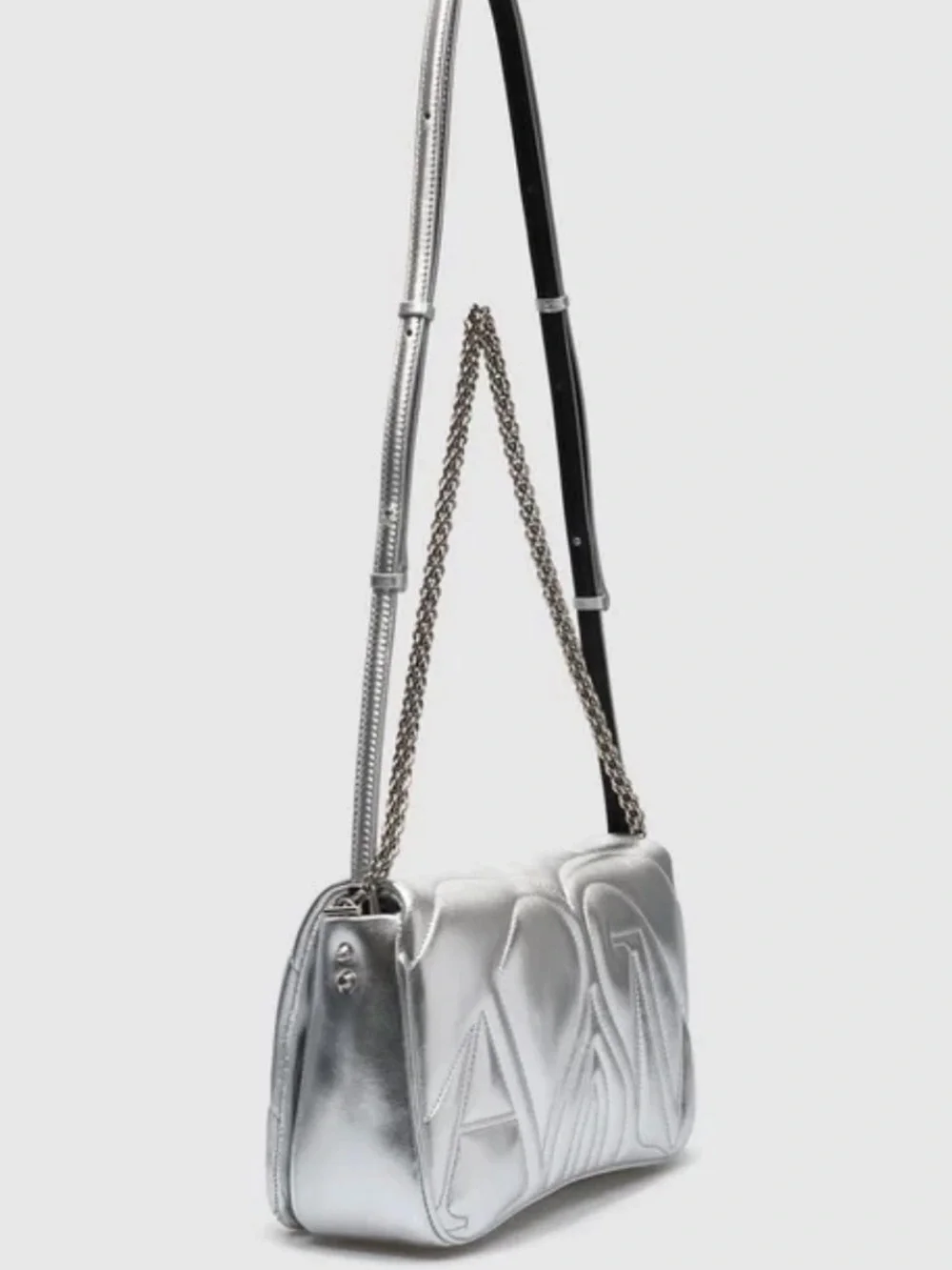 ALEXANDER MCQUEEN Seal Small Gray/Silver Shoulder Bag. Brand New/100% Authentic